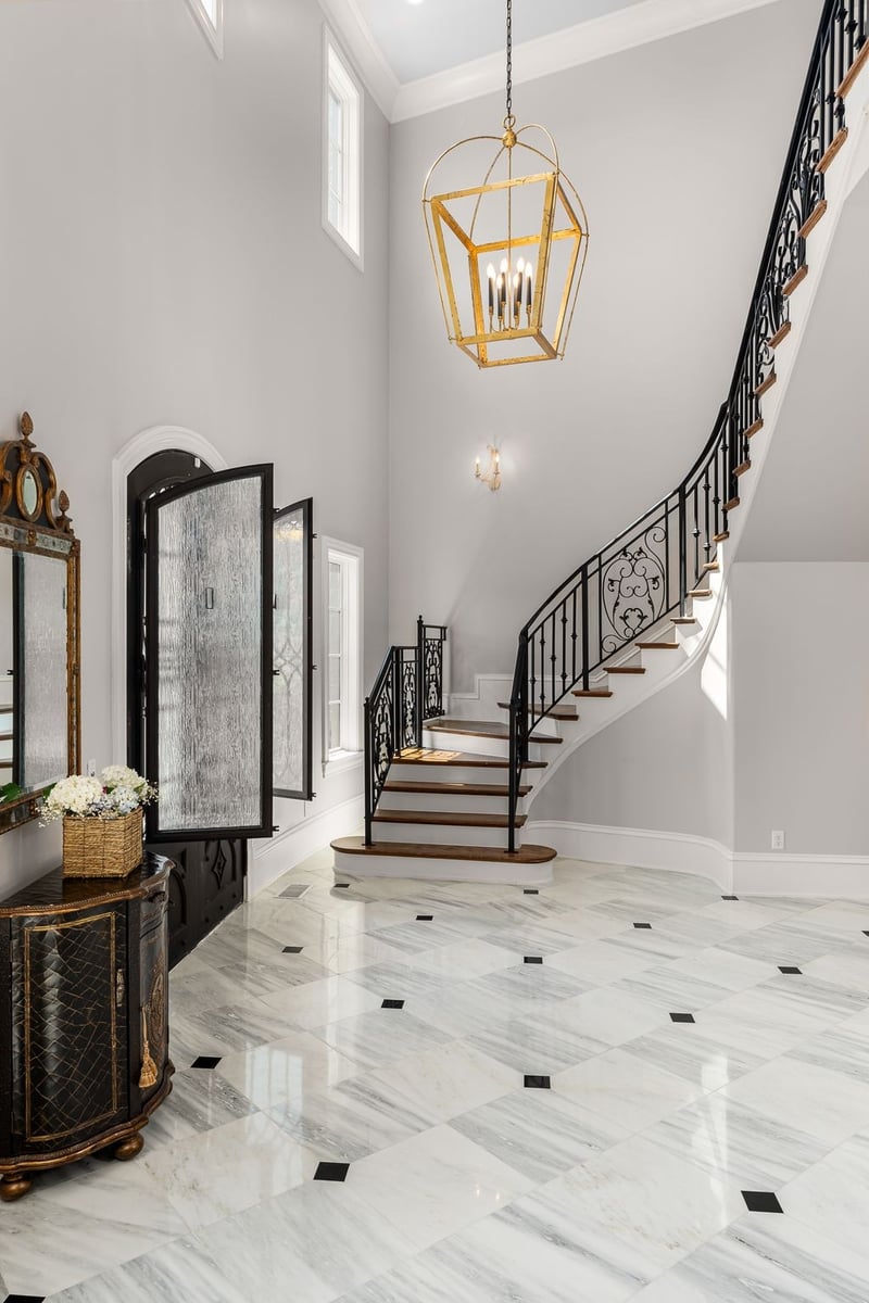 1024 Vaughn Crest Dr, Franklin, TN 37069