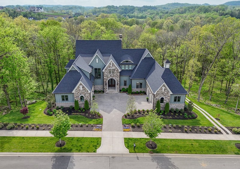 8119 Mountaintop Dr, College Grove, TN 37046
