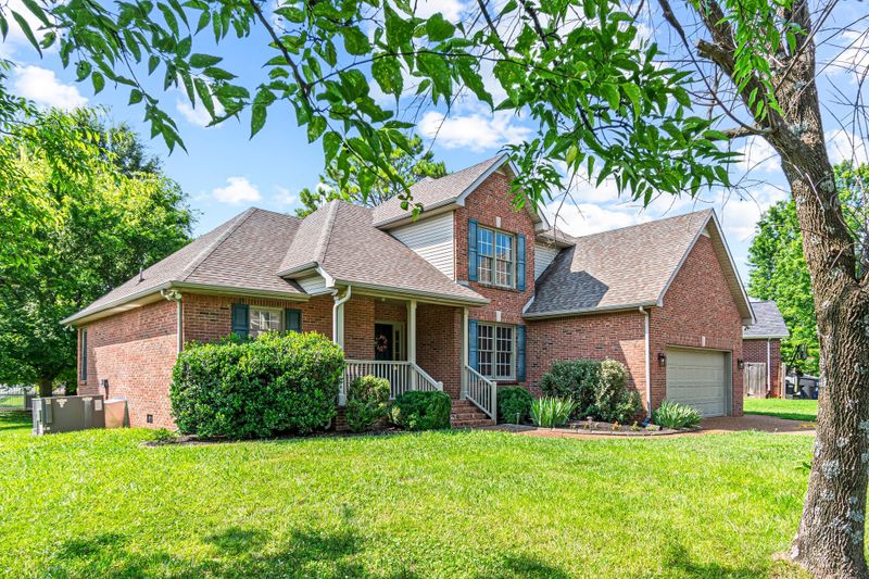 2415 Franklin Ln, Murfreesboro, TN 37130