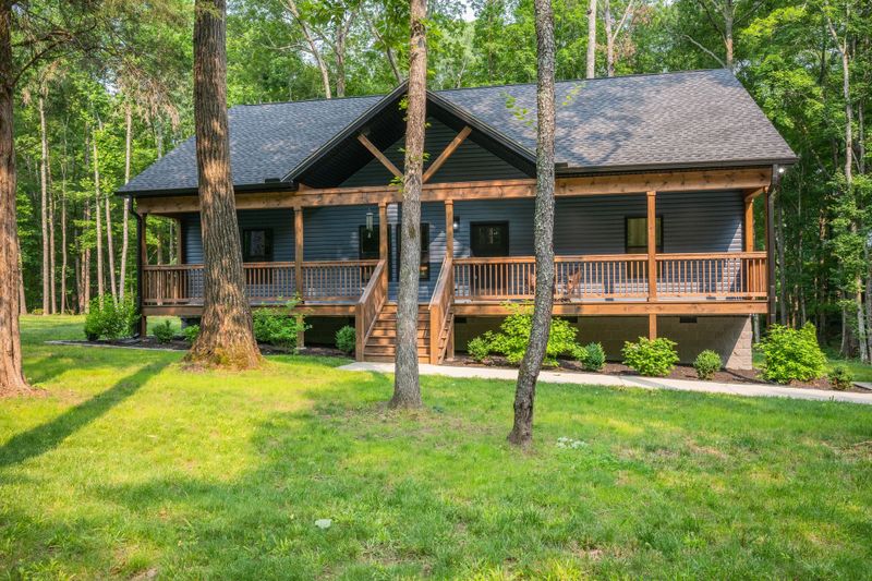 118 Deerwood Ct, Dickson, TN 37055