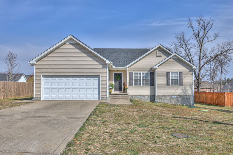 1108 Maxfli Dr, Murfreesboro, TN 37129