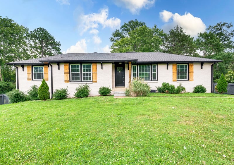 882 Rodney Dr, Nashville, TN 37205