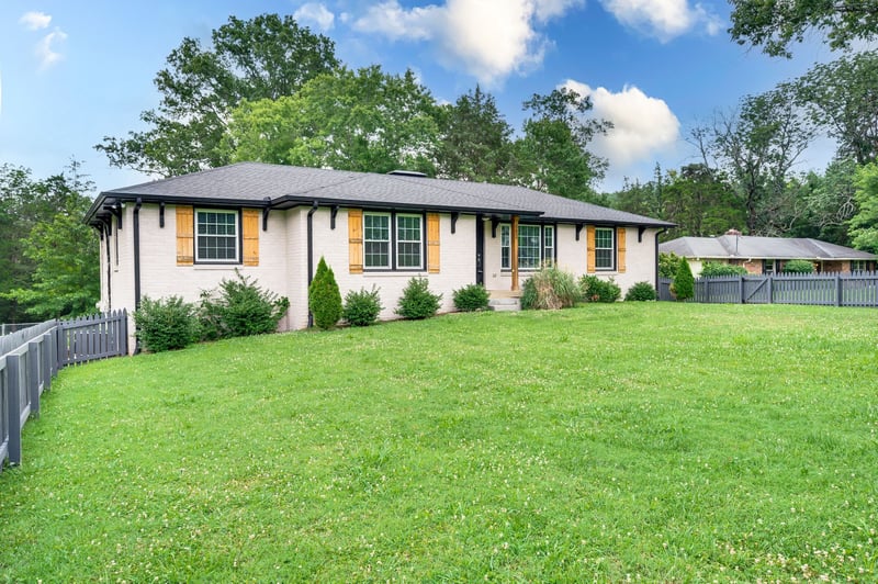 882 Rodney Dr, Nashville, TN 37205