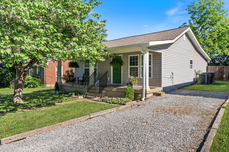307 Edwin St, Nashville, TN 37207