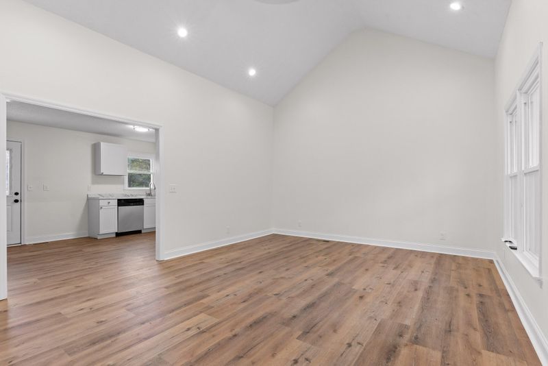 2959 Dogwood Valley Rd, Tunnel Hill, GA 30755