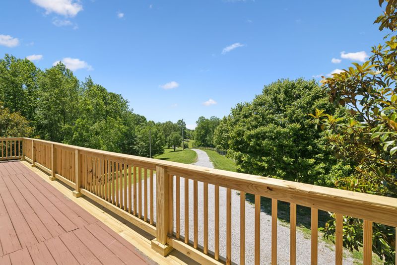 6795 Leipers Creek Rd, Columbia, TN 38401