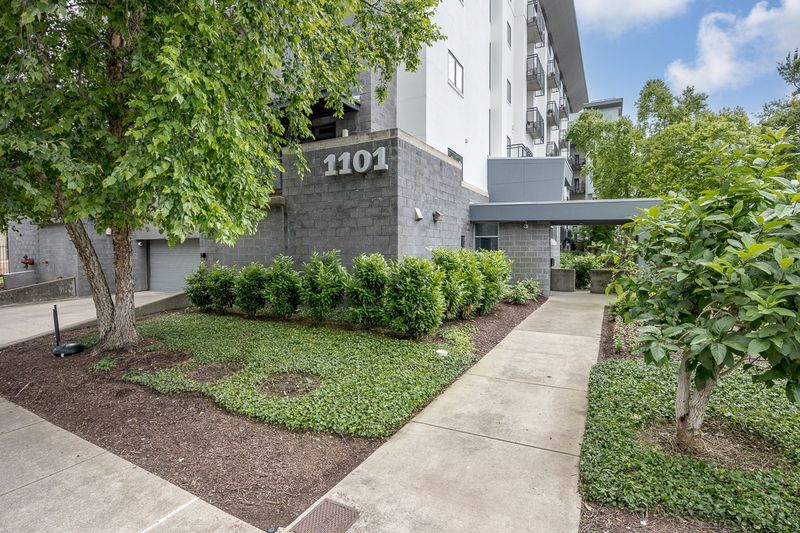 1101 18th Ave S #413, Nashville, TN 37212