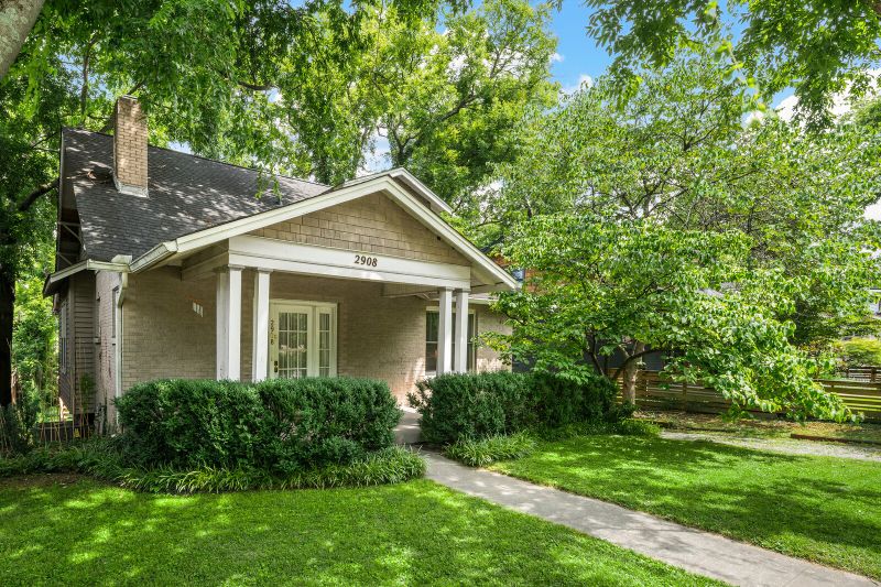 2908 Belmont Blvd, Nashville, TN 37212