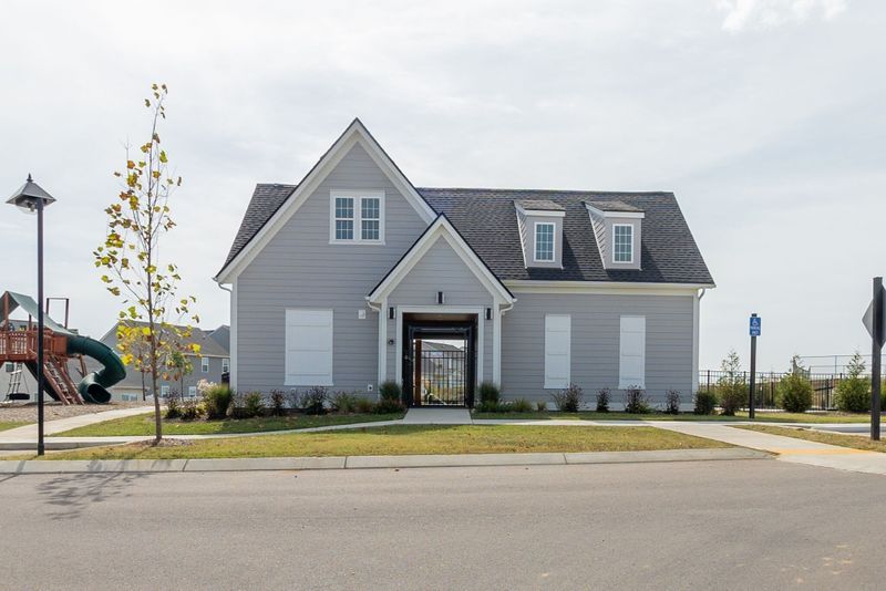1065 Inez Dr, Smyrna, TN 37167