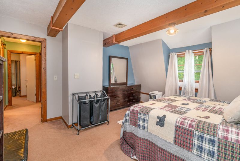1071 Millers Creek Rd, Goodlettsville, TN 37072