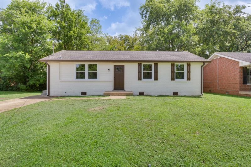 3153 Gwynnwood Dr, Nashville, TN 37207