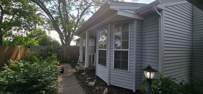 945 Patio Dr, Nashville, TN 37214