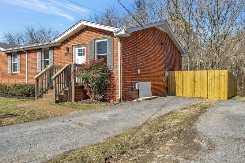 2321 Cooper Ter, Nashville, TN 37216