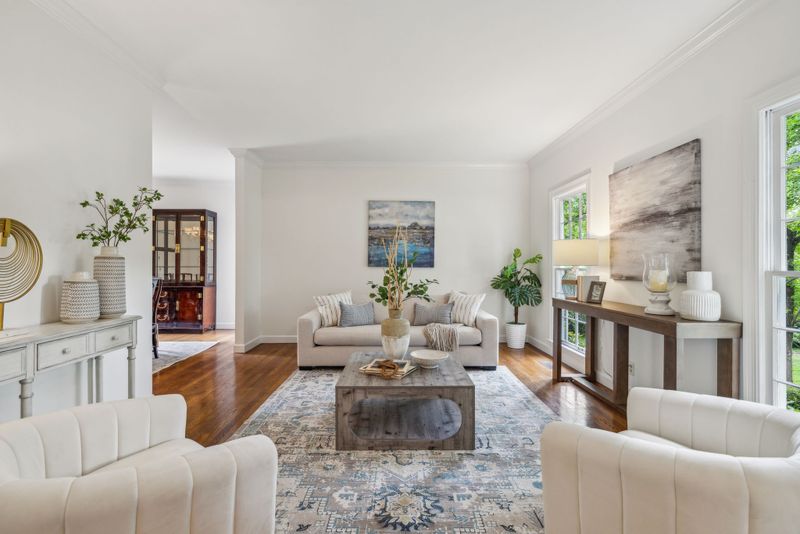 907 Paddock Pk, Nashville, TN 37220