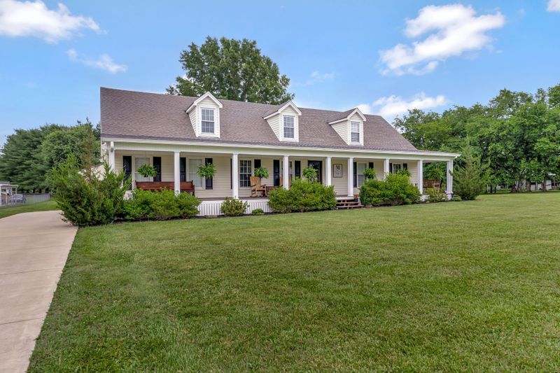 1306 Malvern Dr, Murfreesboro, TN 37129