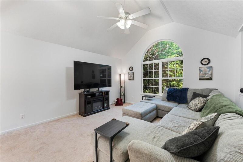 487 Ridge Rd, La Fayette, GA 30728