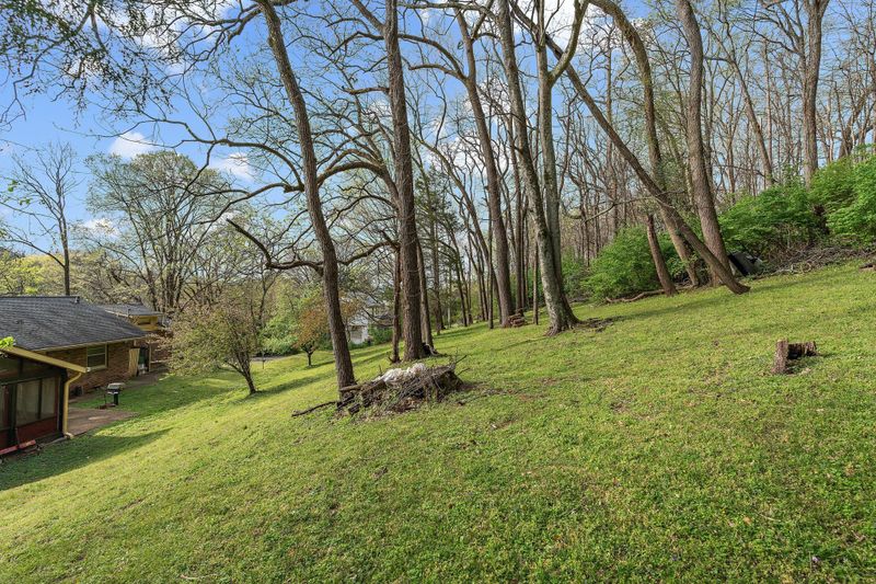 6121 Chickering Ct, Nashville, TN 37215