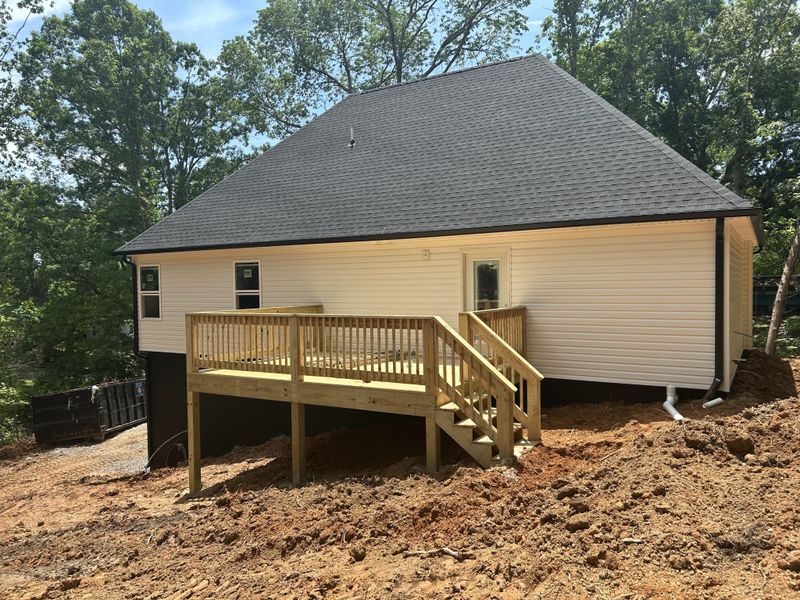 65 Wolf St, Rossville, GA 30741