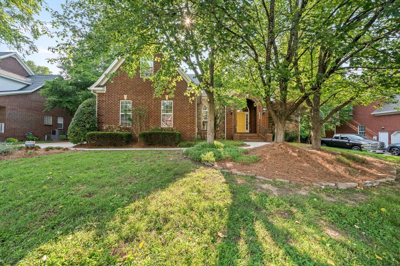 2245 Alexander Blvd, Murfreesboro, TN 37130
