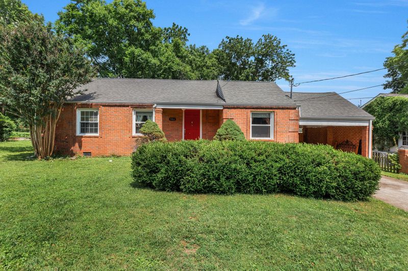 906 Grantland Ave, Murfreesboro, TN 37129