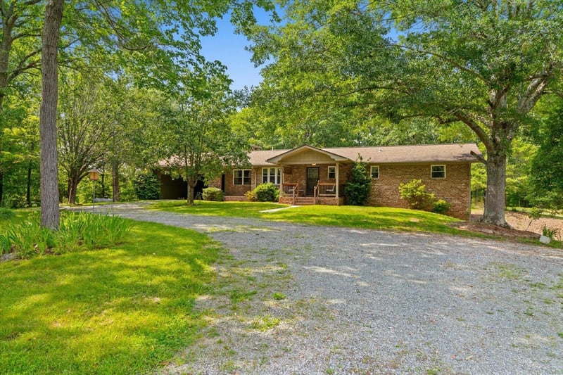 3932 Tibbs Bridge Rd, Dalton, GA 30721
