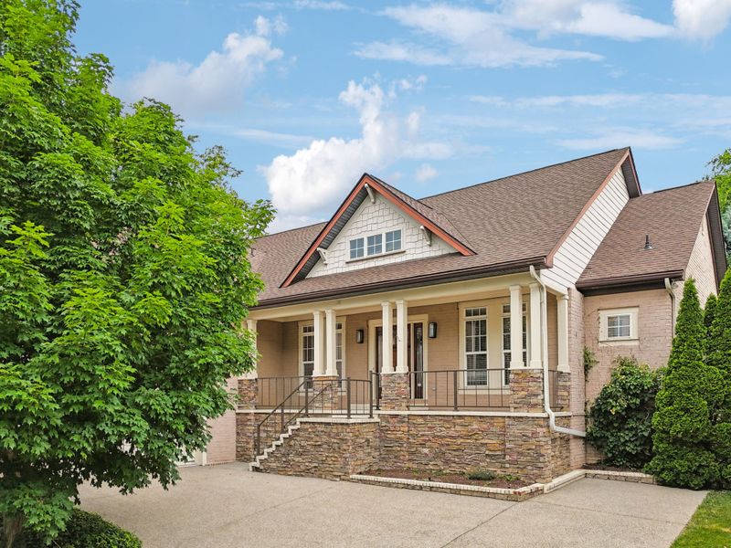 286 Keswick Grove Ln, Franklin, TN 37067