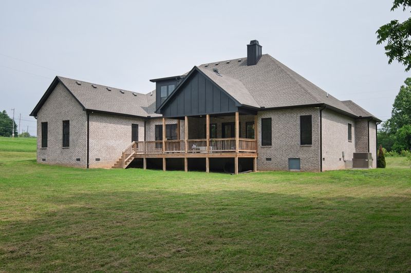 104 Branham Mill Rd, Gallatin, TN 37066