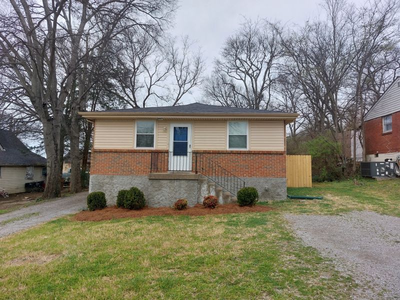 203 Gatewood Ave, Nashville, TN 37207