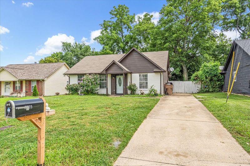 3525 Paragon Dr, Nashville, TN 37211