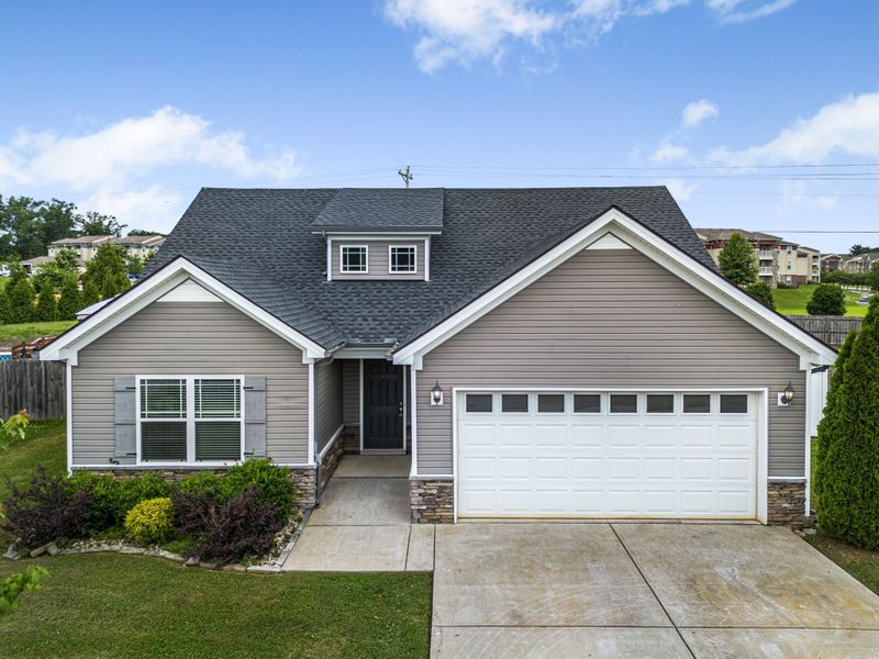 2146 Longhunter Chase Dr, Spring Hill, TN 37174