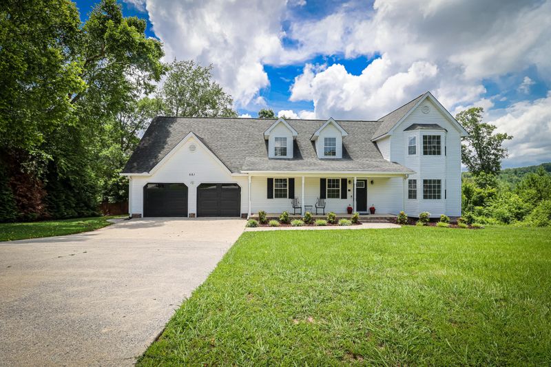 681 Blue Bird Ln, Ringgold, GA 30736