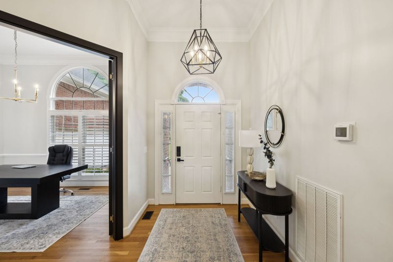 5113 Ravens Gln, Nashville, TN 37211