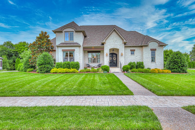 1261 Potter Ln, Gallatin, TN 37066