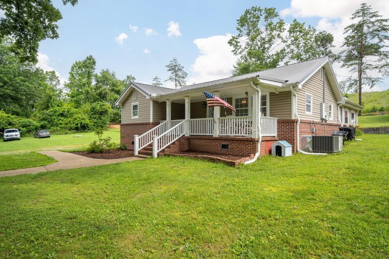300 Bronco Rd, La Fayette, GA 30728