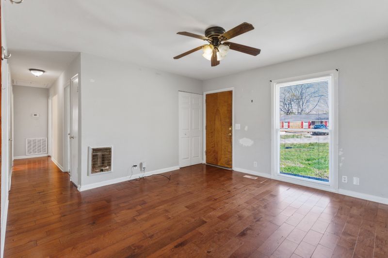 1923 Dabbs Ave, Nashville, TN 37217