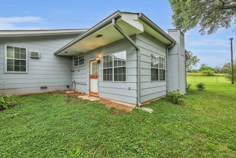 376 Pond Springs Rd, Chickamauga, GA 30707