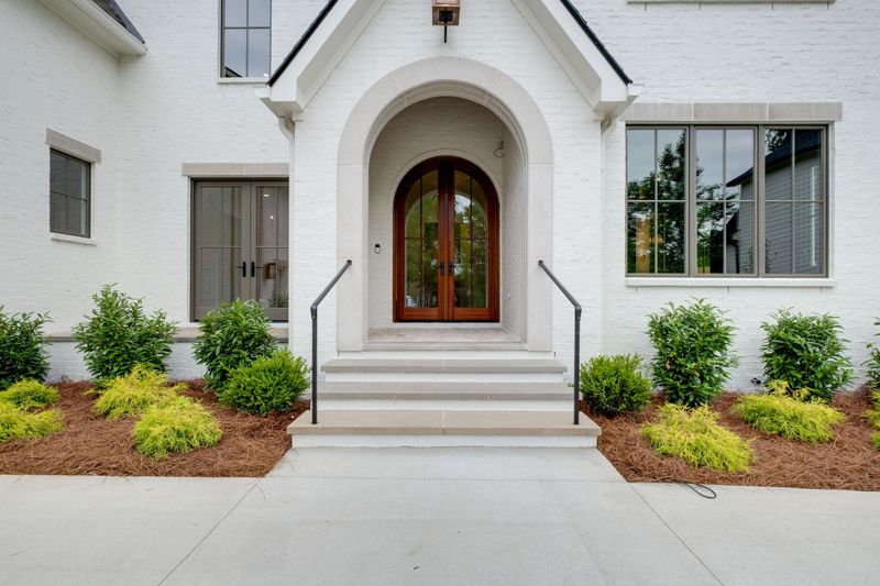 812 Wilson Blvd, Nashville, TN 37215