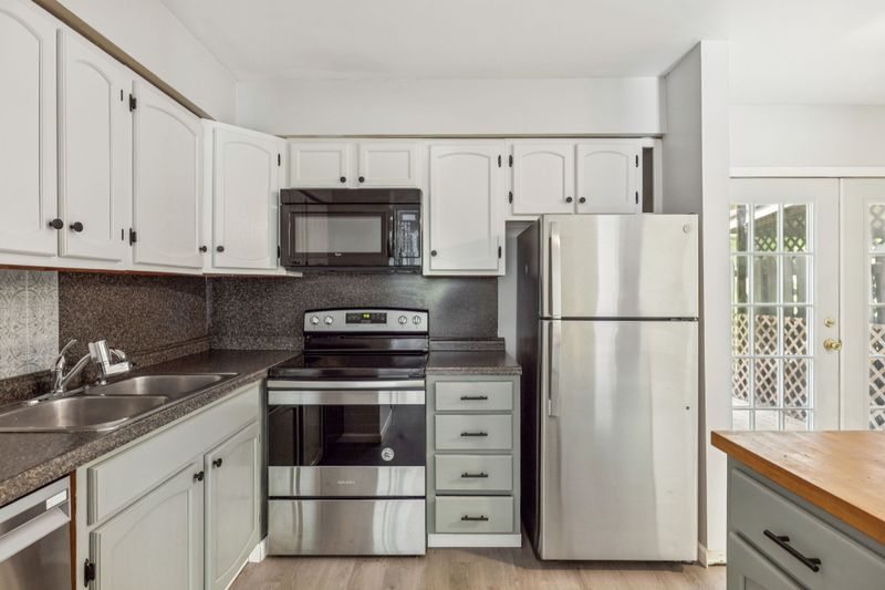 500 Paragon Mills Rd #K3, Nashville, TN 37211