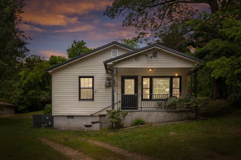 1300 Park City Rd, Rossville, GA 30741