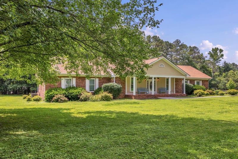 286 West Shore Dr, La Fayette, GA 30728