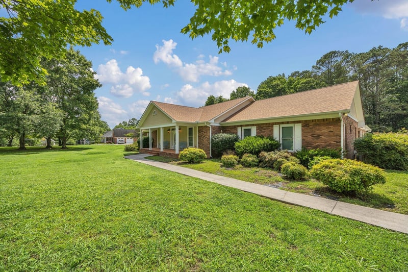 286 West Shore Dr, La Fayette, GA 30728