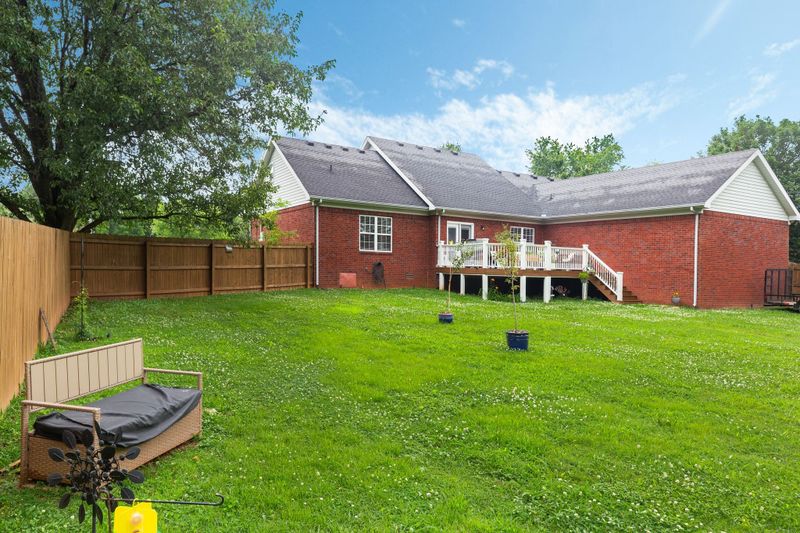 9744 Jefferson Valley Dr, Murfreesboro, TN 37129