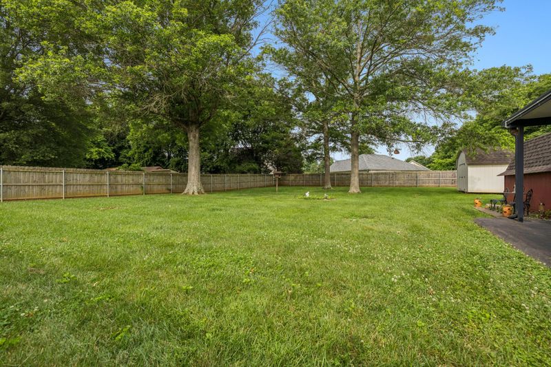 511 Campfire Dr, Murfreesboro, TN 37129