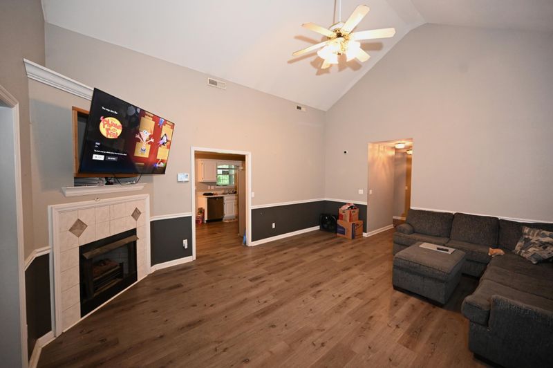 465 Colony Cir, Fort Oglethorpe, GA 30742