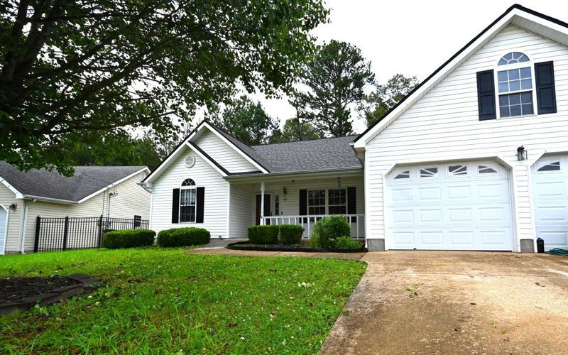 465 Colony Cir, Fort Oglethorpe, GA 30742