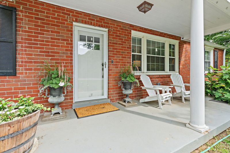 226 Fairway Dr, Nashville, TN 37214