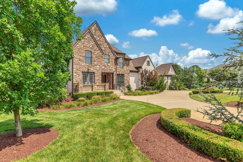 1430 Avellino Cir, Murfreesboro, TN 37130