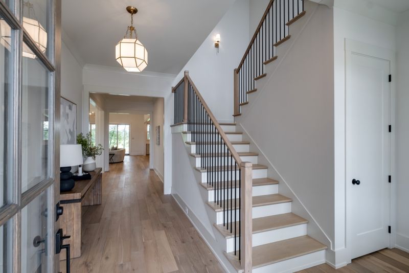 4049 Kathie Dr, Thompsons Station, TN 37179