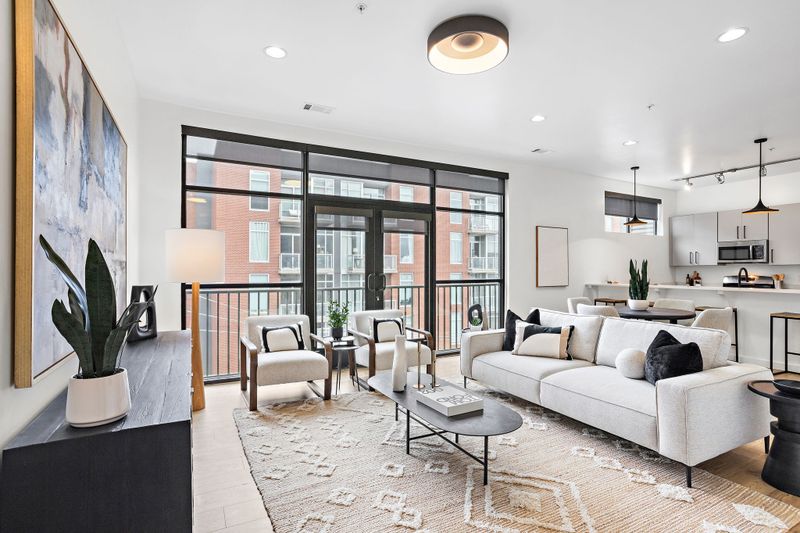 1002 Division St #403, Nashville, TN 37203