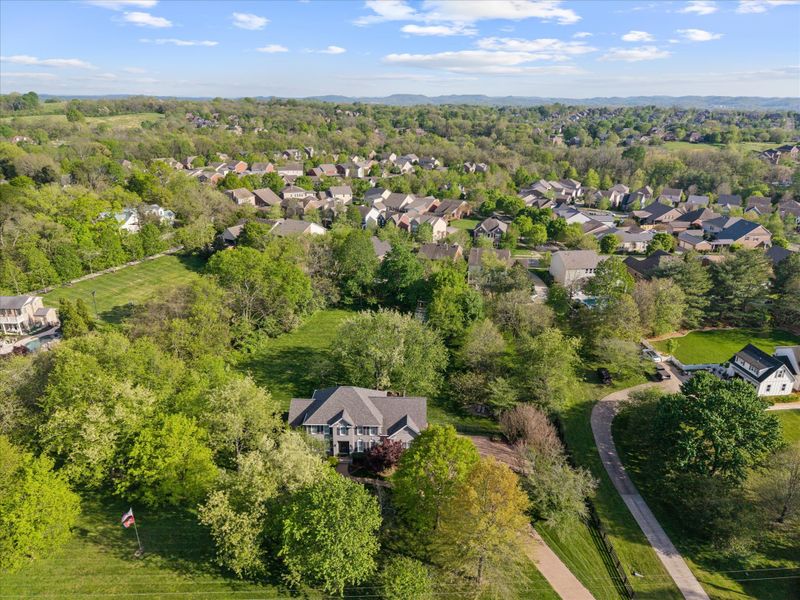 4079 Clovercroft Rd, Franklin, TN 37067